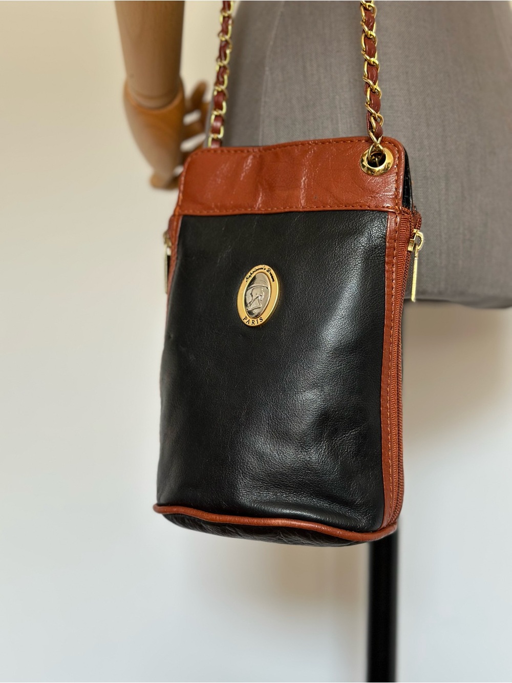 Vintage Leather Crossbody Bag Black Brown Expandable Chain Strap